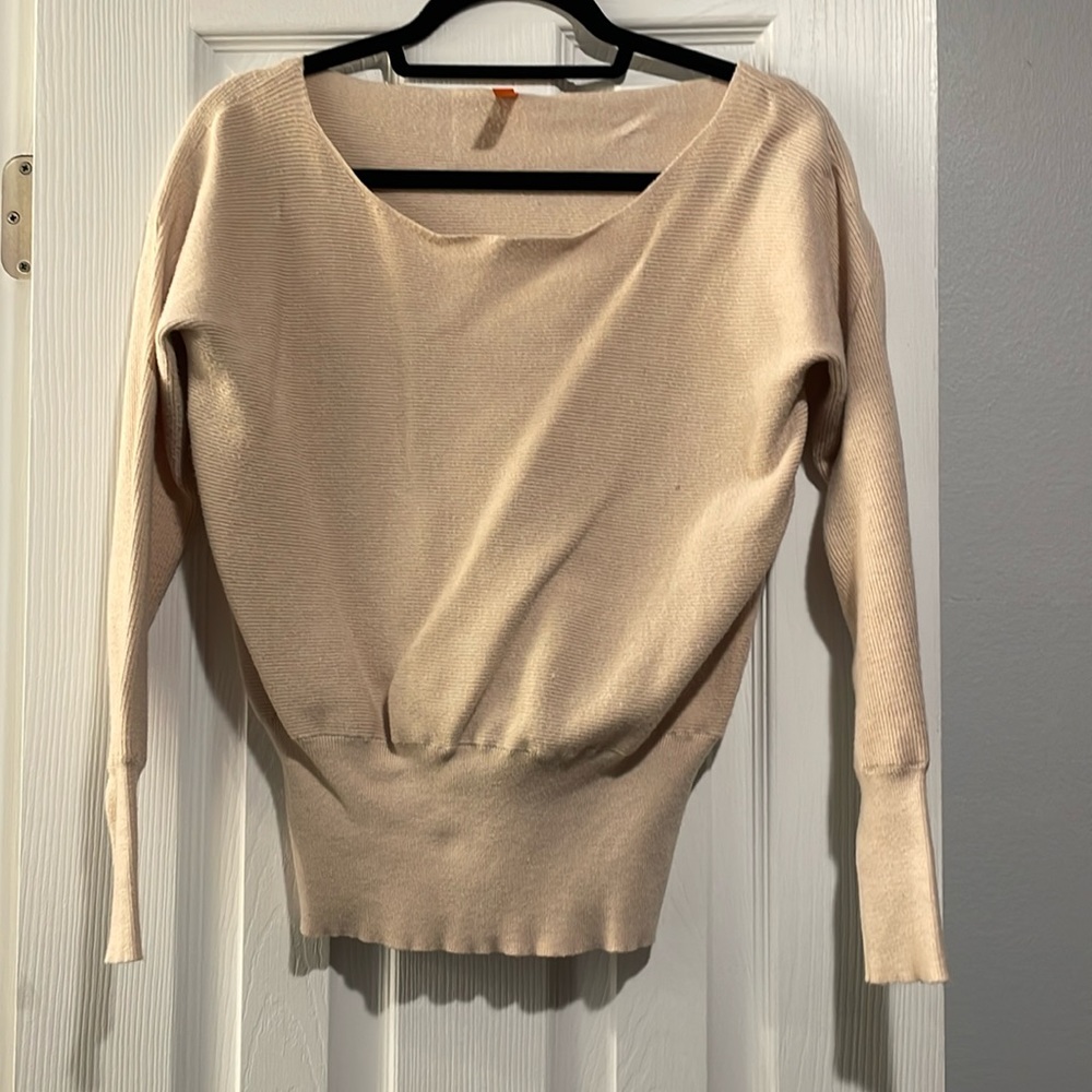Thick nude sweater
